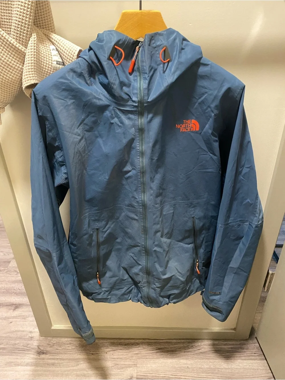 The North Face Fuseform dot matrix jacket - Medium - 2.5L